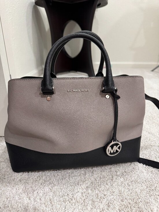 Michael Kors Handbags - Michael Kors Saffiano Leather Satchel Two-Tone Black & Gray Crossbody Purse